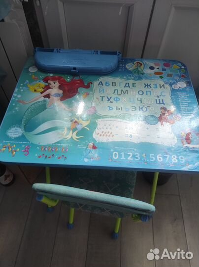 Детский столик и стульчик