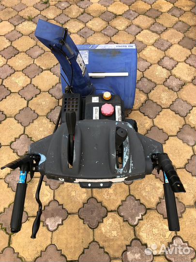 Снегоуборщик бензиновый самоходный бу