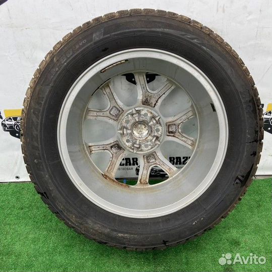 Диск колесный с резиной задний Jeep Cherokee