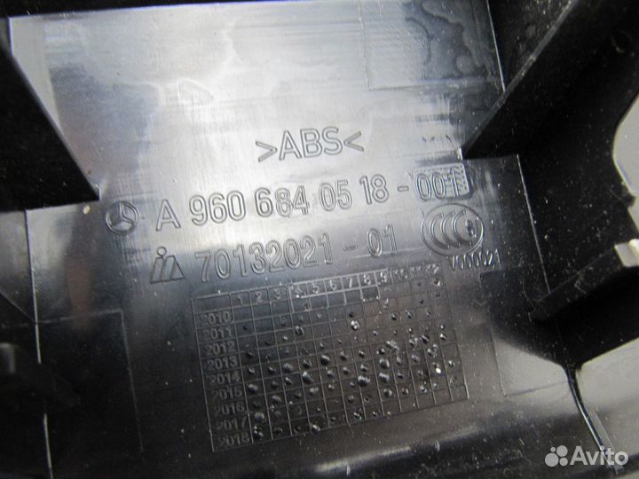 Накладка на порог (наружная) Mercedes Benz Actros