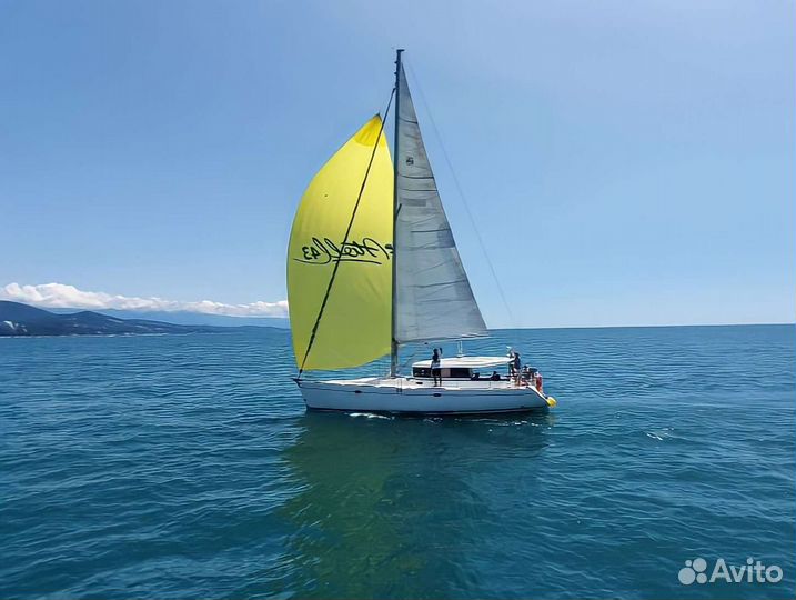 Аренда яхты, катера, кабриолета и гидроцикла