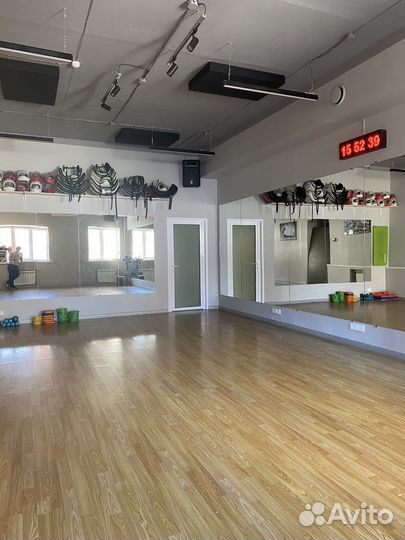 Спортивные залы по часам