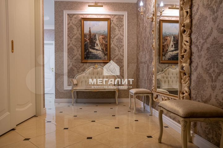 4-к. квартира, 155,2 м², 2/5 эт.