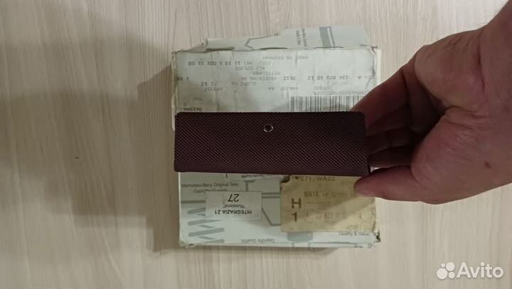 Новая правая сетка динамика 124 мерседес универсал