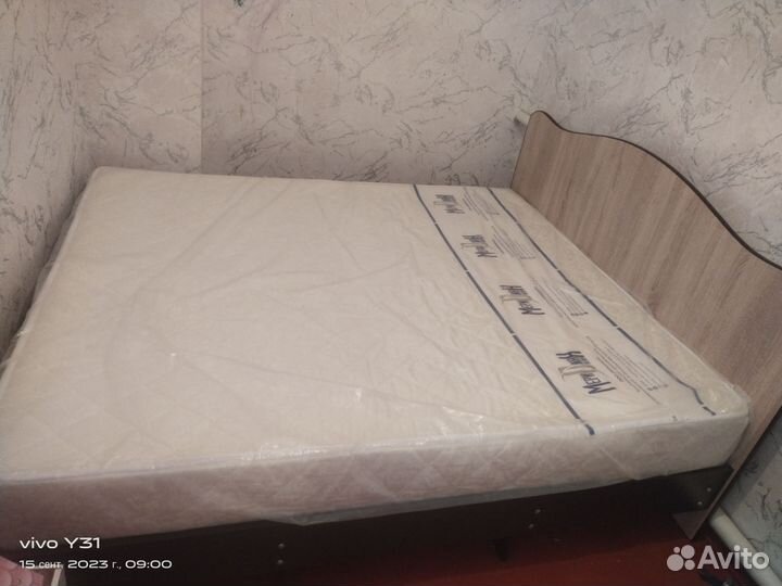 Кровать двухспальная 160 200 новая