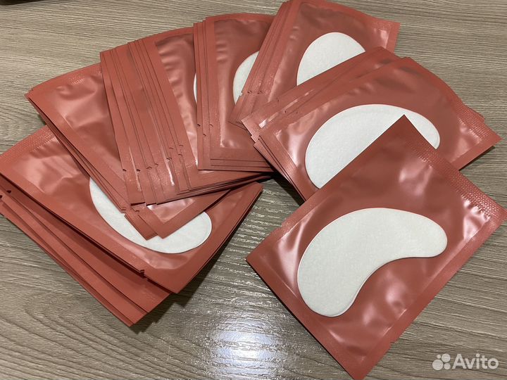 Патчи для глаз, щеточки для бровей