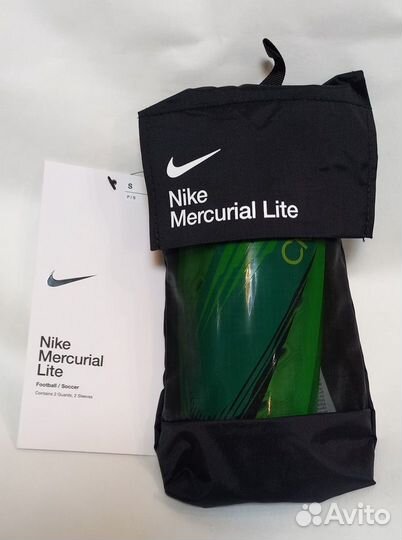 Новые футбольные щитки Nike Mercurial Lite
