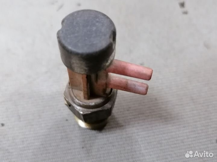 Клапан вакуумный Toyota Lite Ace 3Y 2.0 1985-1991