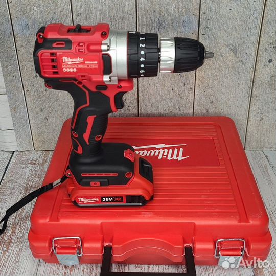 Шуруповерт Milwaukee 36V