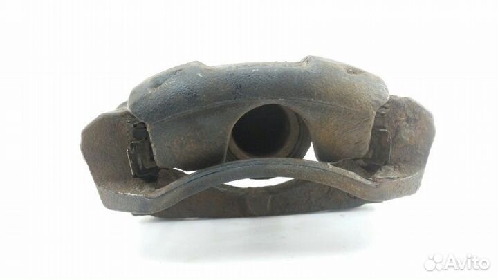 Суппорт передний правый Toyota Aygo WNB10 2wztv