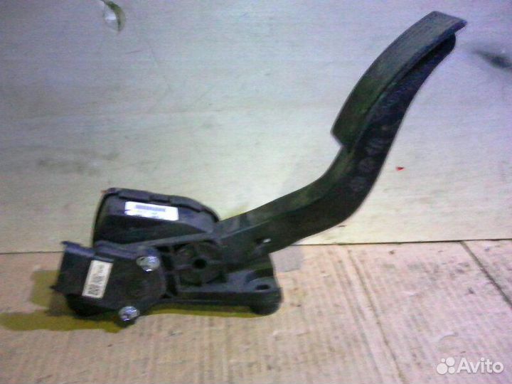 Педаль газа Hyundai Solaris 1 2010-2015