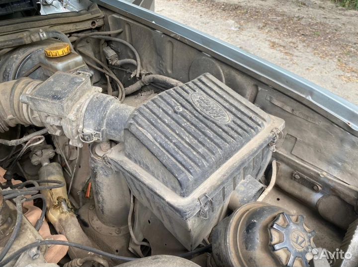 Корпус воздушного фильтра Land Rover Discovery 1