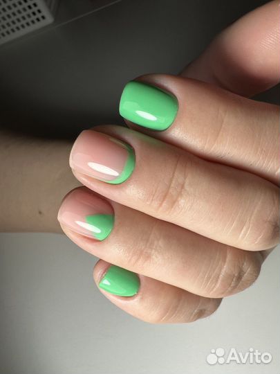 Маникюр с покрытием гель-лак