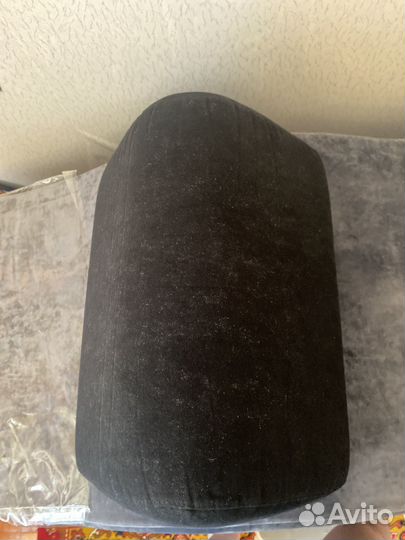 Треугольная подушка под ноги