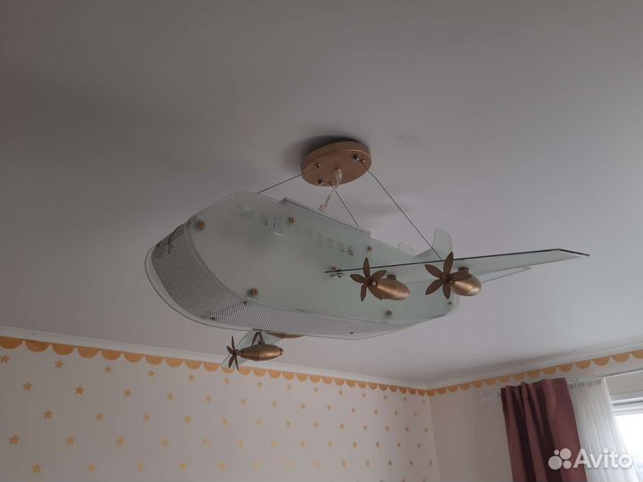 Люстра самолет