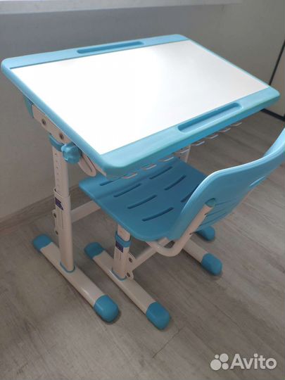 Растущая парта и стул бу