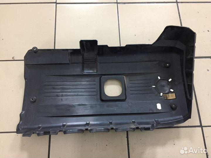 Накладка двигателя BMW 5 E60 рестайлинг