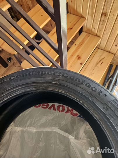 Continental ContiSportContact 5 SUV ContiSeal 255/45 R19 100V