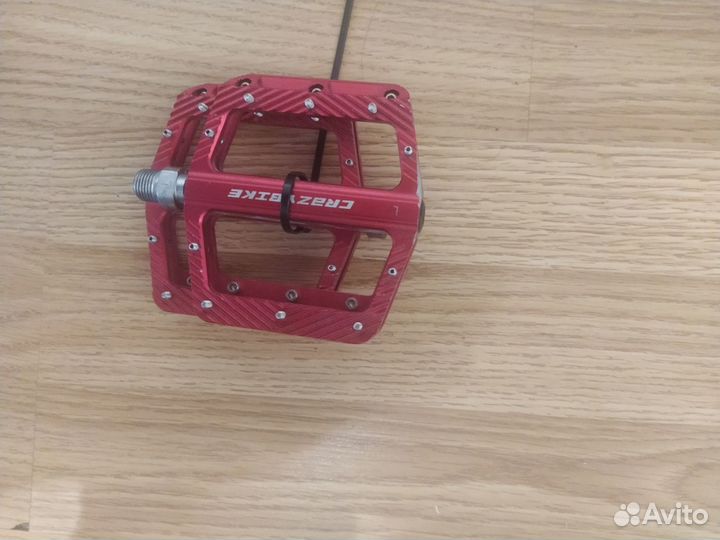 Педали CrazyBike на промах