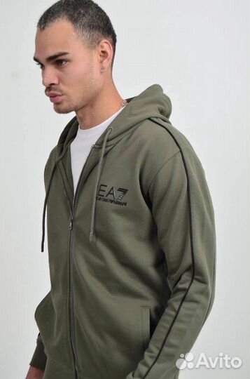 Спортивный костюм Emporio Armani