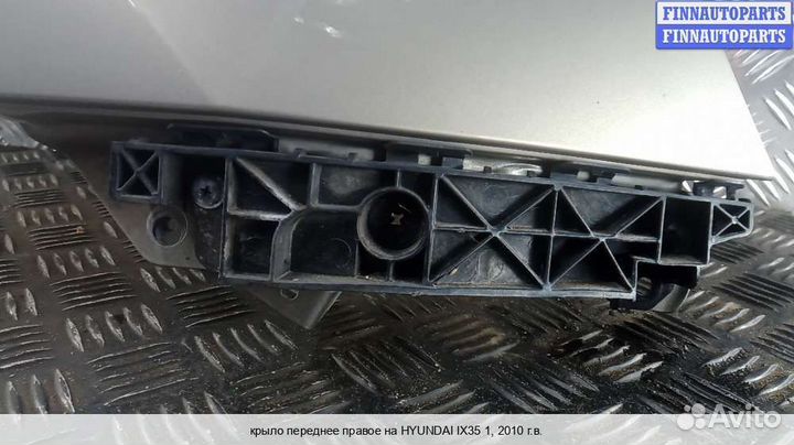 Крыло перед/право Hyundai ix35 I / Tucson II (LM), 2010 Дизель