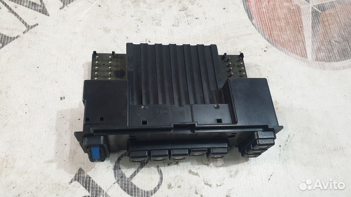 Пульт печки на Mercedes-Benz W126