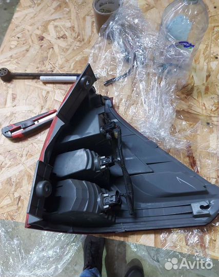 Фонарь задний левый Хонда cr-v 4