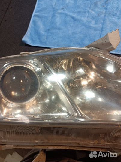 Фара галогеновая правая Toyota Camry 40 2azfe 2008