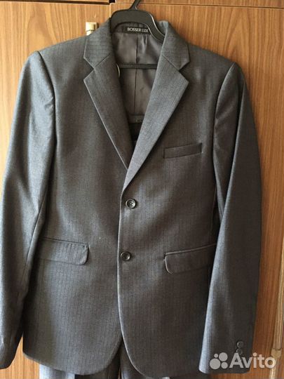 Костюм школьный