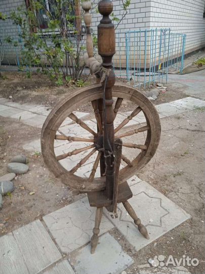 Прялка деревянная старинная