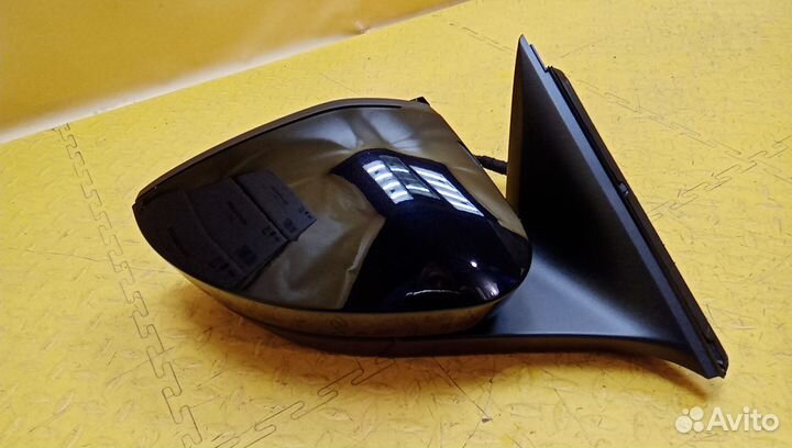 Зеркало правое Octavia (A8) 5E4857502AC9X