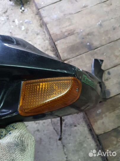 Пластик задний хвост Кавасаки zzr 400-1