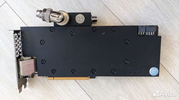 Водоблок + бэкплэйт EK-FC Titan X (GTX 980 Ti)