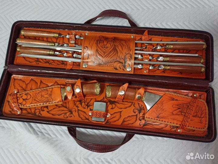Набор шампуров в кожаном чехле подарочный