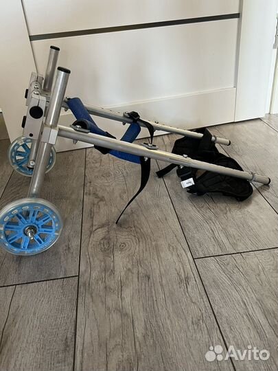 Инвалидная коляска для собак