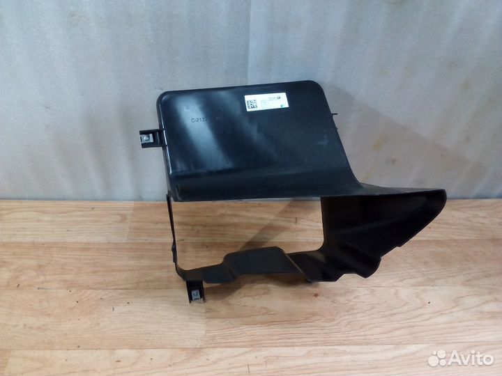 Воздуховод правый BMW X5 F15