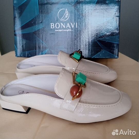 Сабо из натуральной лаковой кожи