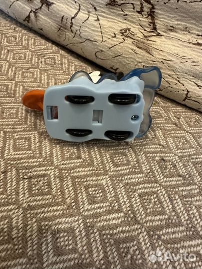 Киндер макси игрушка пингвин