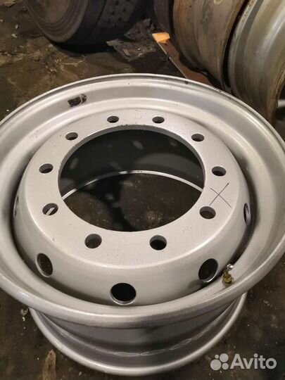 Грузовые диски 11.75* 22.5 ET120