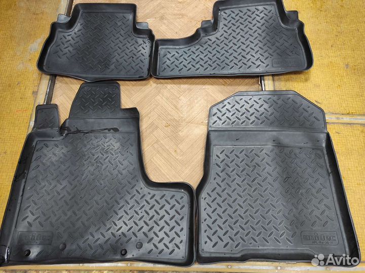 Автоковрики с бортами