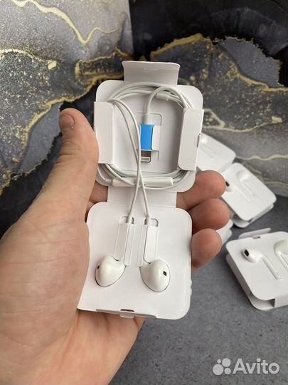 Наушники Apple earpods lightning