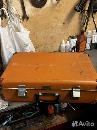 Чемоданы времен СССР