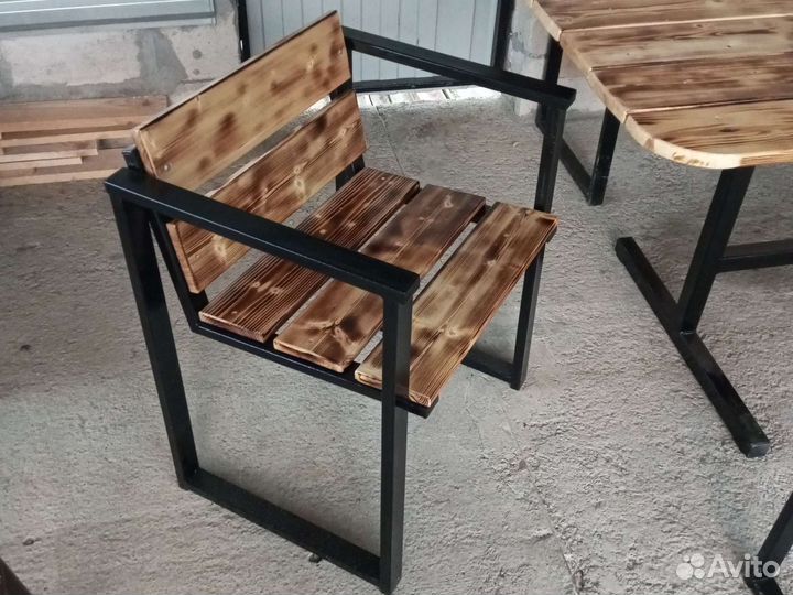 Скамейка под навес или во двор