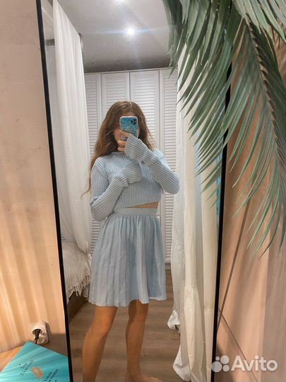 Трикотажный костюм с юбкой Garage of the day