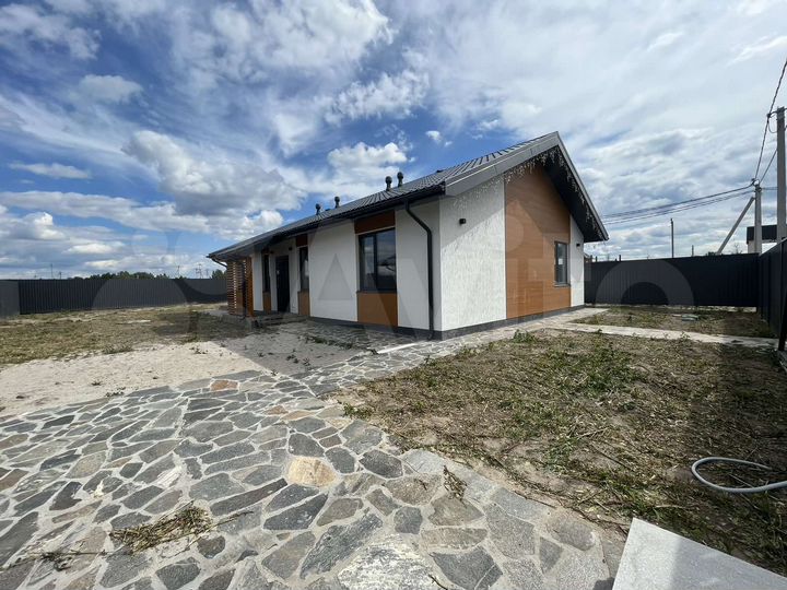 Дом 128 м² на участке 6,5 сот.