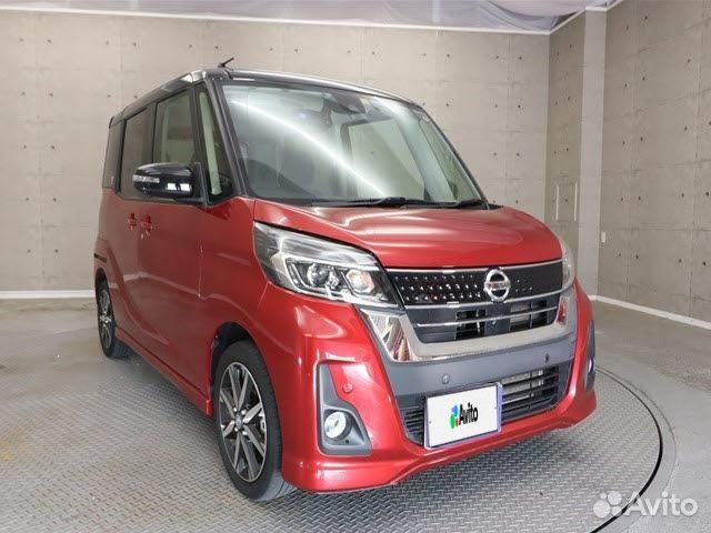 Nissan Roox 210