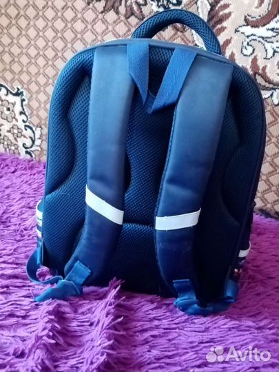Портфель школьный