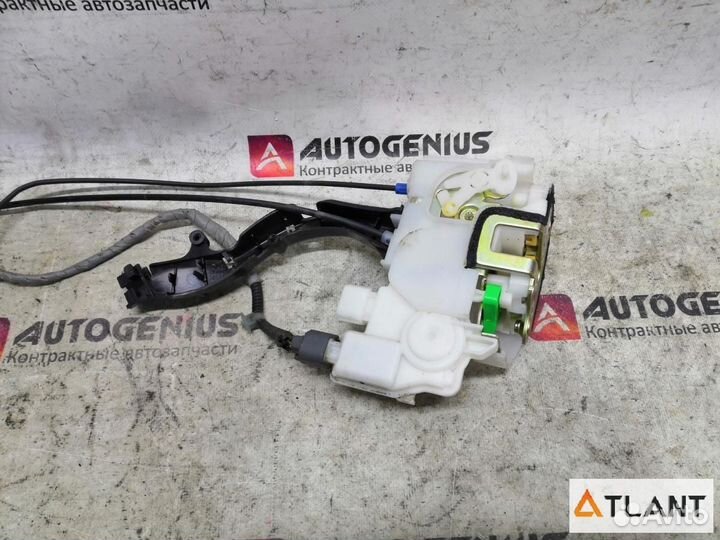 Замок двери задний правый honda inspire