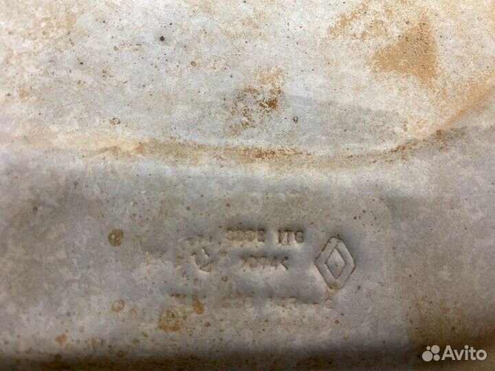 Кожух выпускного коллектора Renault Duster HSM F4R