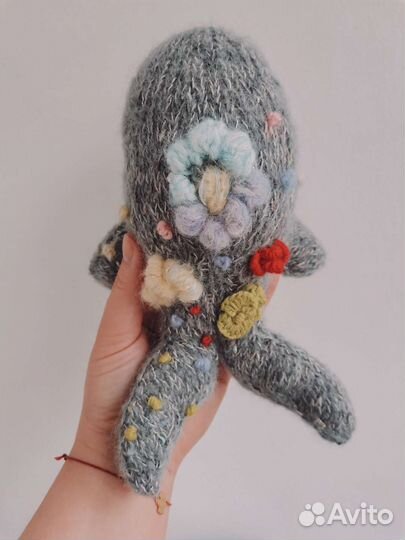 Кит ручной работы